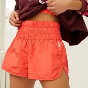 NWT Free people the way home shorts size Small